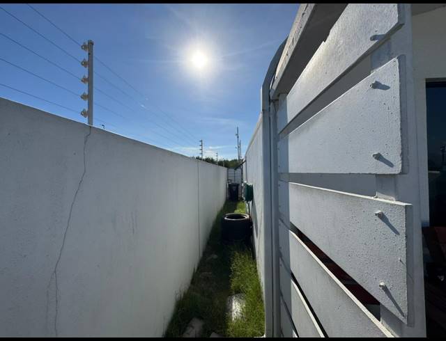 2 BEDROOM HOUSE FOR SALE IN THE CONIFERS
